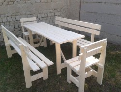 Zahradní set Šárka-materiál smrk o síle 3cm-(d 160cm x v 73cm x š 55cm)- cena cca 3 300,-kč+židle 1ks 550,-kč